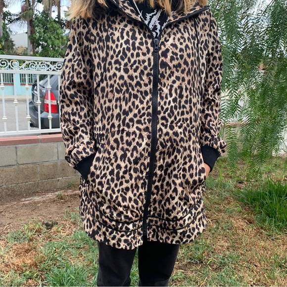 The upside Leopard jacket - Picture 2 of 12